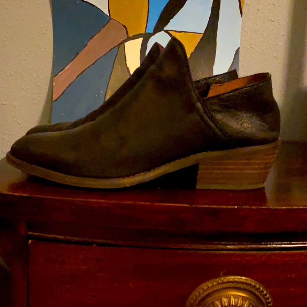 Lucky Brand booties